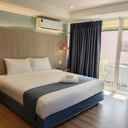 Eastique Hotel Koh Chang Trat Exterior foto